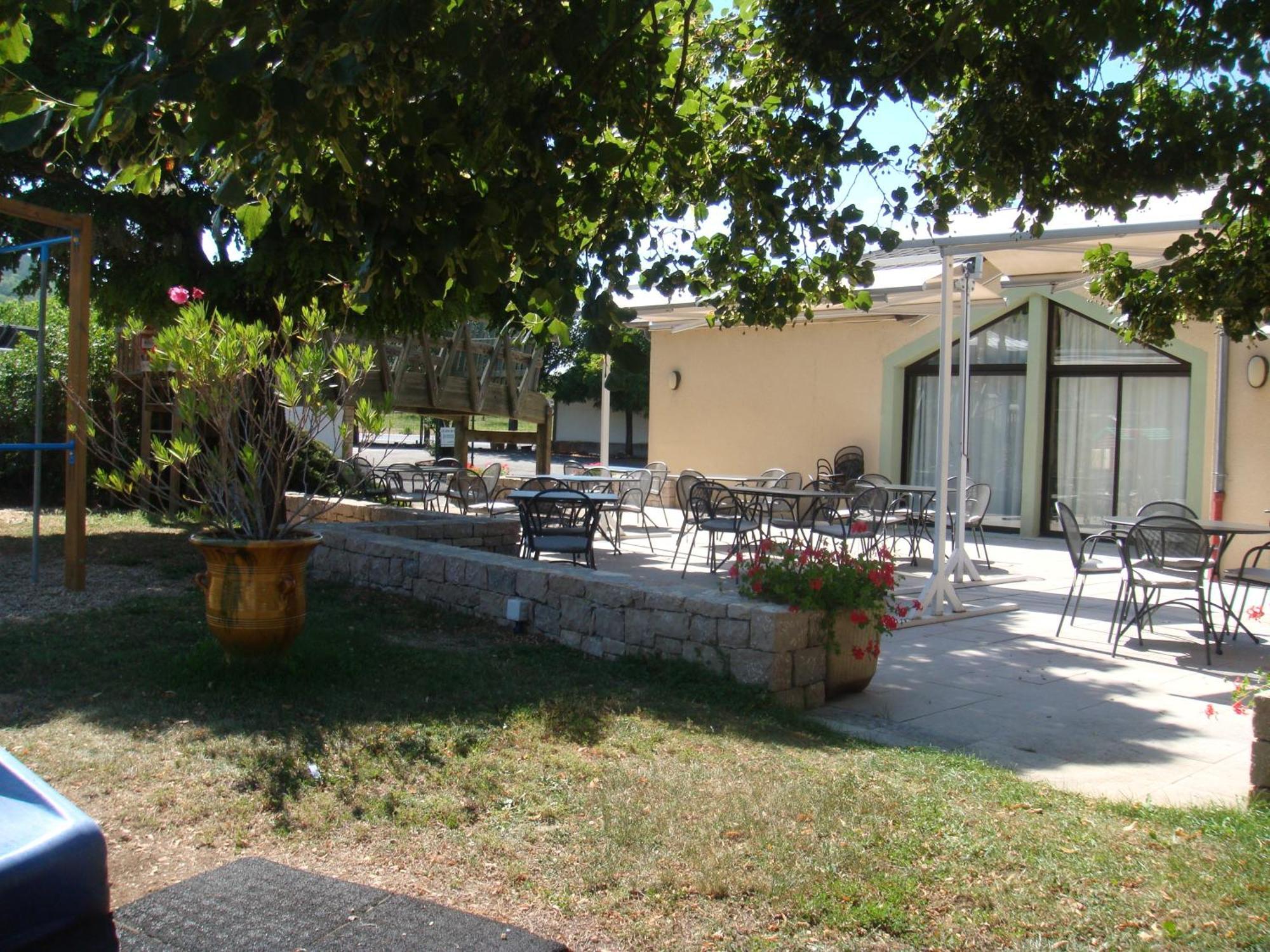 Hotel Hotel-Restaurant Le Calice Du Gevaudan - A75 Banassac